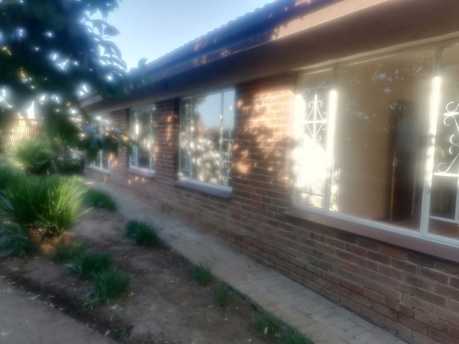 To Let 3 Bedroom Property for Rent in Fauna Free State